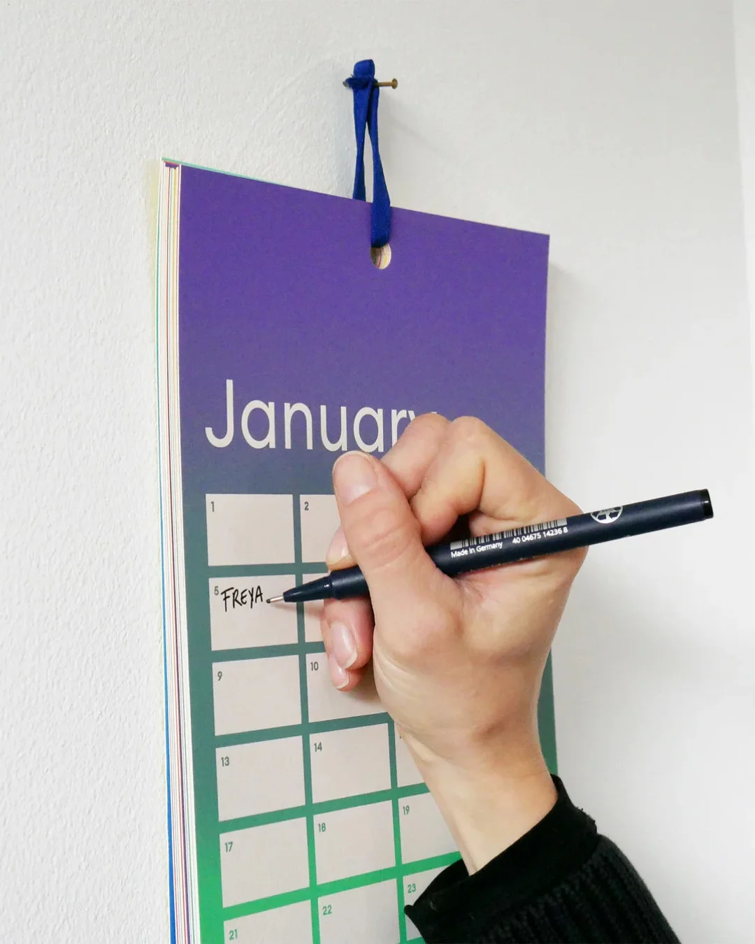 redopapers_birthdaycalendar5